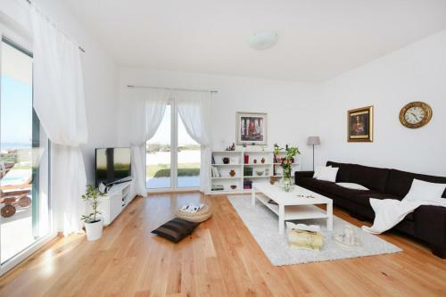 Villa Anica