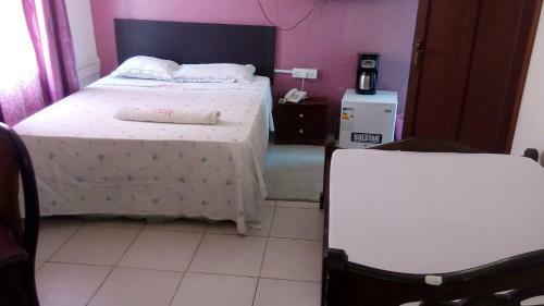 Hostal Kisiwa Guest House Lodge