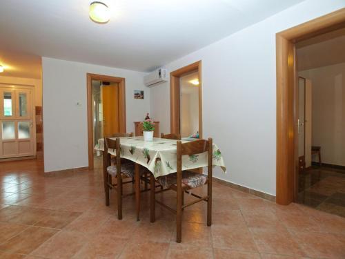 Apartments Valbandon 28