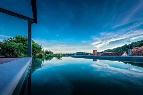 Villa Emotha