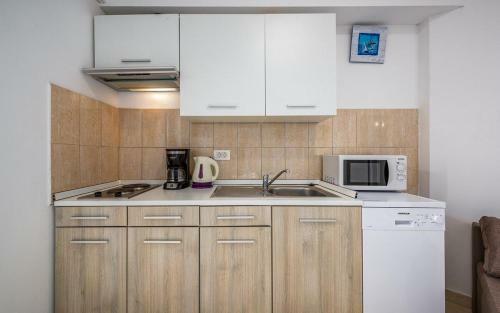 Apartments Drenje