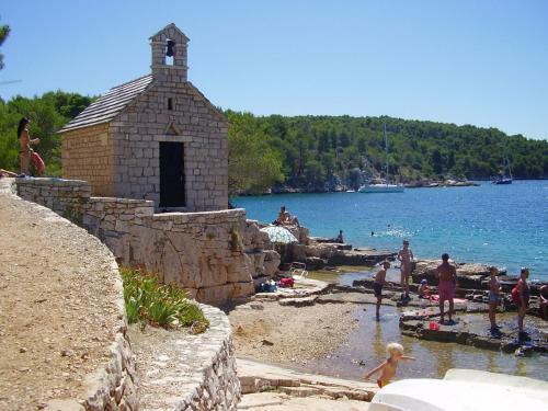 Holiday Home Denis - 100m From Sea