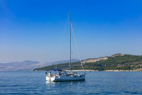 Beneteau Oceanis 38.1.- Anima Maris II