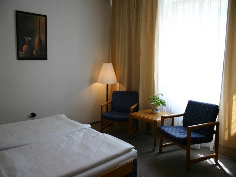Ea Hotel Jasm�n
