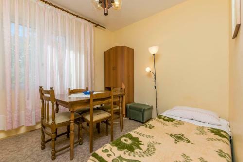 Apartments Zizic