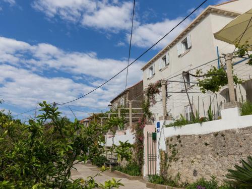 Restful Villa In Dalmatia With Garden