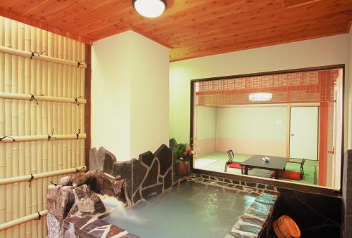Unzen Iwaki Ryokan
