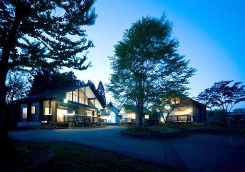 Hotel Holiday House Green Garden