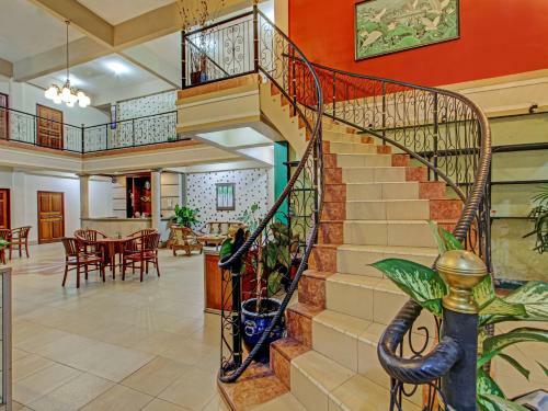 Oyo 3379 Hotel Khatulistiwa