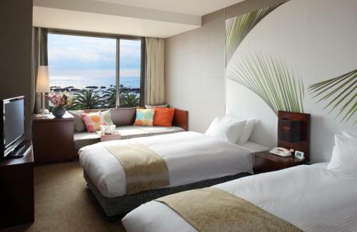 Hotel Resort In Shirahama