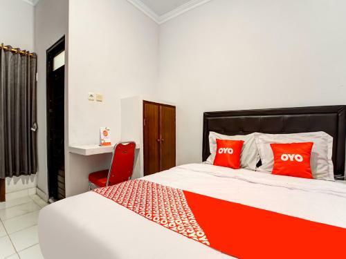 Hotel Oyo 3220 Kost Putri Exclusive 272