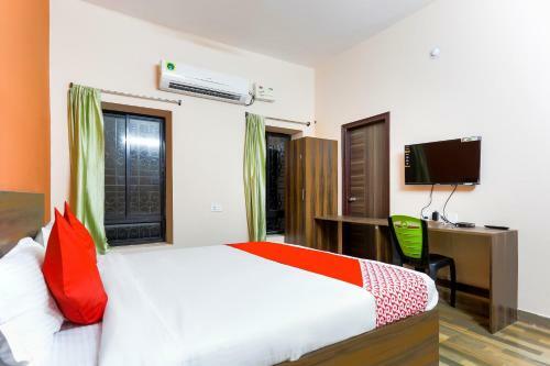 Hotel Oyo 44026 Samrudhi Residency