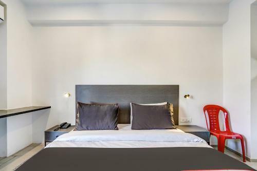 Hotel Oyo 77643 Collection O 259