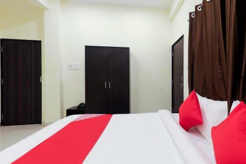 Hotel Collection O 42719 Mig Colony