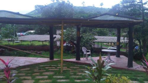 Hotel Golden Resort And Farm