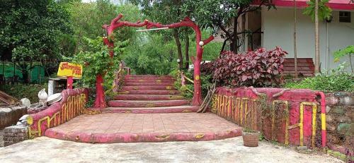 Hotel Golden Resort And Farm
