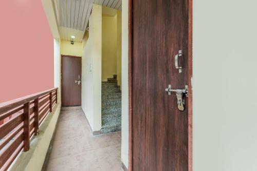 Oyo 47033 Hotel Krishna