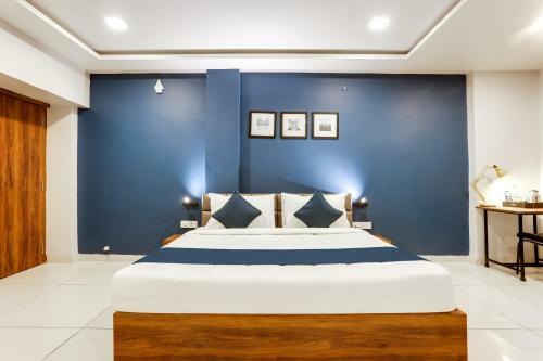 Hotel Silverkey Executive Stays 60501 Babul Nagar
