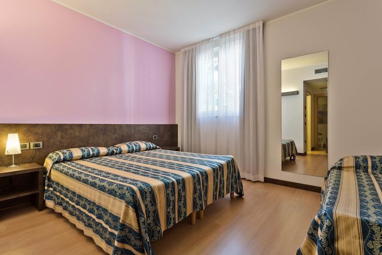 Hotel Due Laghi