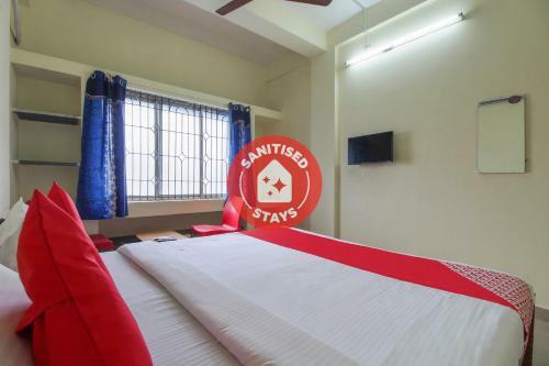 Hotel Oyo 76215 Royal Residency