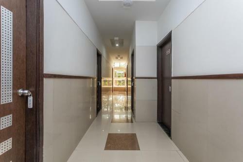 Hotel Oyo 77872 Boomrooms3