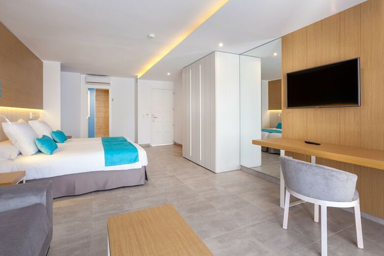 Hotel Lobos Bahia Club