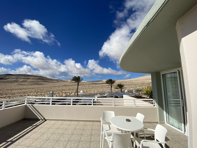 Esmeralda Maris By Livvo