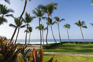 Hotel Aston Kona By The Sea