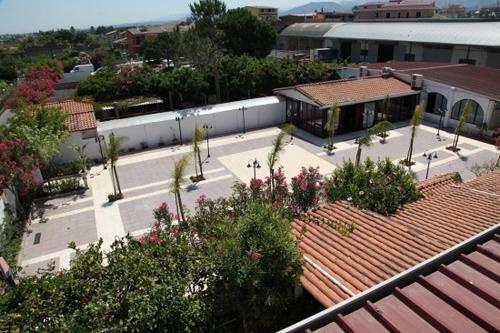 Hotel Company