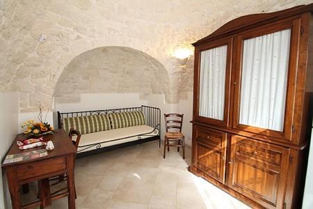 Martina Franca Villa Sleeps 3 Pool Wifi
