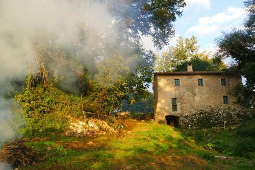 Charming 1-bed Villa In Massa Martana