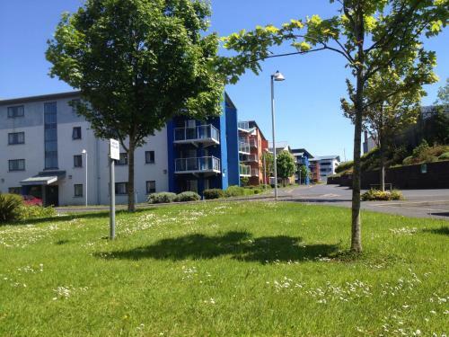 Apartamentos The Village Self-catering