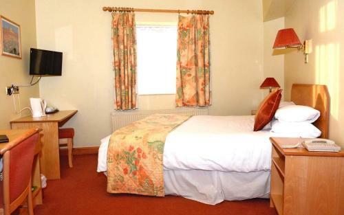 Hostal Durkin's Bar, Restaurant & Guesthouse