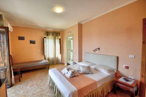 Alano Villa Sleeps 11 Air Con Wifi