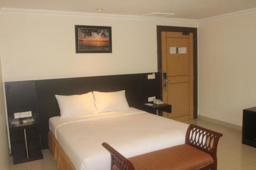 Manise Hotel