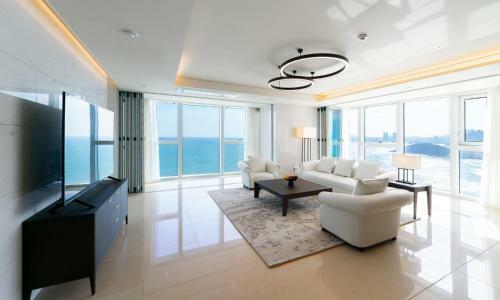 Hotel Grand Lct Residence