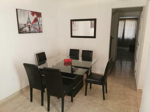 Comfortable House With Excellent Location. Come To Gomez