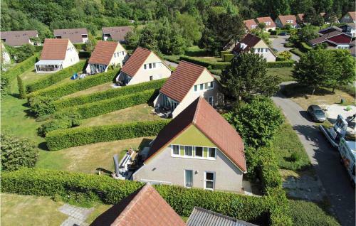 Nice Home In Vlagtwedde With Indoor Swimming Pool, Wifi And 3 Bedrooms