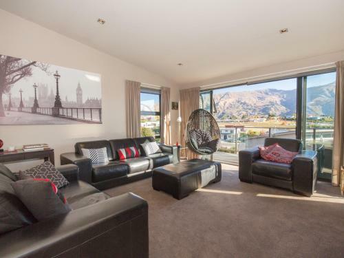 Picture Perfect - Wanaka Holiday Home