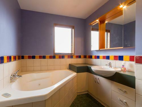 Aurum Retreat - Cromwell Holiday Home