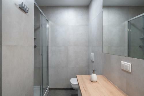 Q19 Apartments