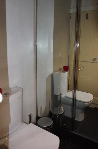 Stunning Apartment Near Chiado