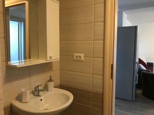 2 Room Apartment Militari Residence M9
