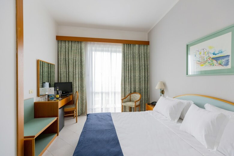 Hotel Carlton International