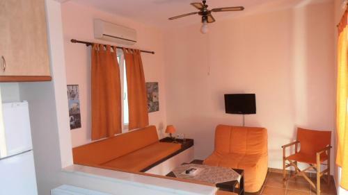 Chriason Studios & Apartments