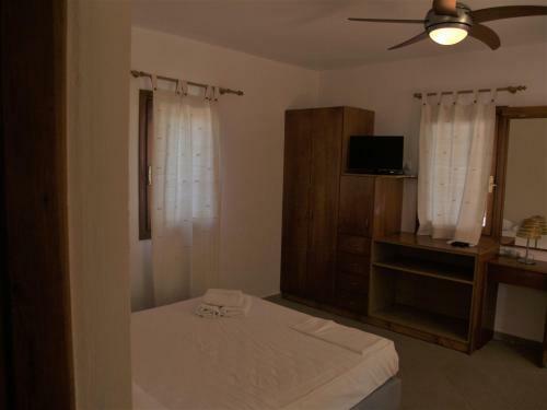 Pegasus Studios & Apartments