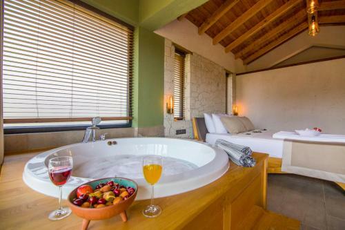 Iskenderun Villa Sleeps 4 With Pool Air Con And Wifi