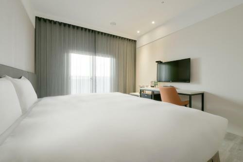 Fengjia Jinrui Hotel