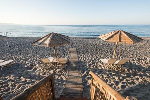 Aparthotel Mythos Beach Hotel Apartments
