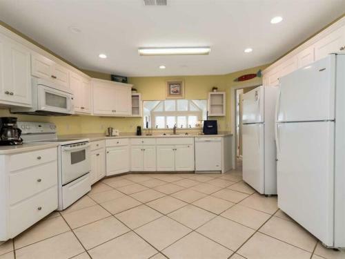 Erica's Sandpiper By Meyer Vacation Rentals